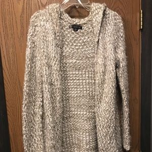 Long SUPER Soft & Fuzzy Sweater - M